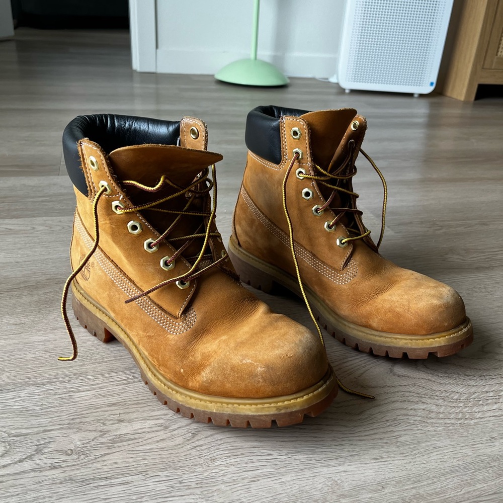 Men’s Timberland 6-Inch Boot - Picture 4 of 10